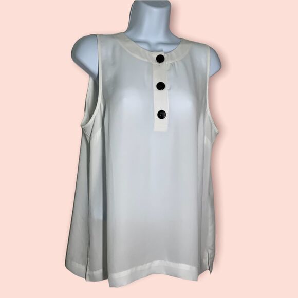 Reitmans Sleeveless Cream Button Shirt Size M - Picture 5 of 5